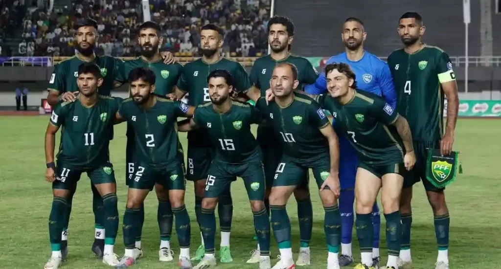 FIFA lifts Pakistan ban