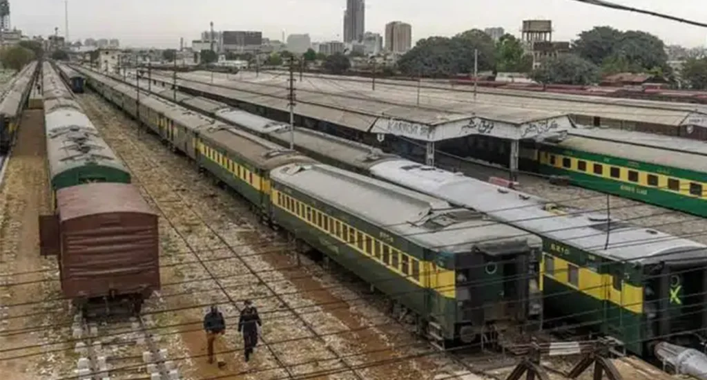 Pakistan Train Delays